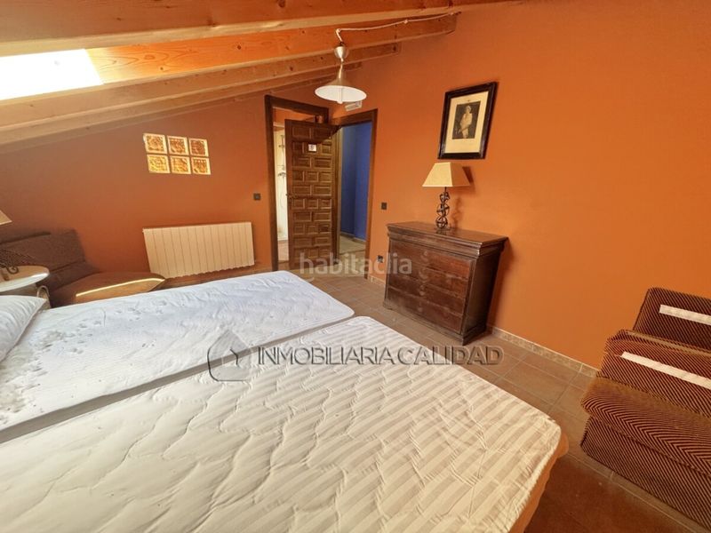 Foto 670da44a-8a4d-4b9d-bcd6-4514a955ff60. Casa amb calefacció aparcament a Villazopeque