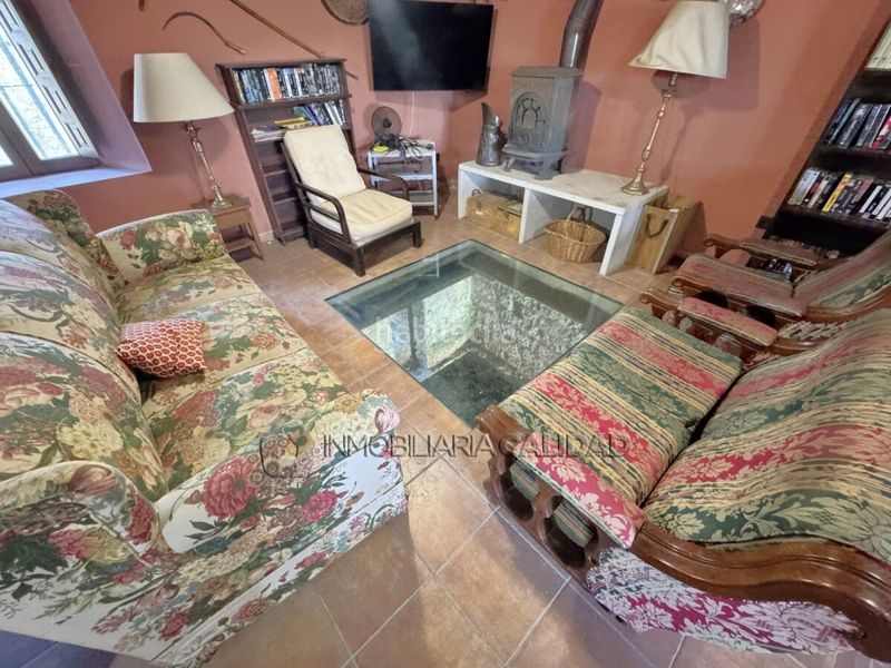 Foto 8f251dbb-61fa-4c48-8bc3-3dc8fc731afb. Casa amb calefacció aparcament a Villazopeque