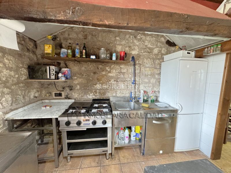 Foto e08ed83a-9fac-431b-a4a1-ea1e4eeab505. Casa amb calefacció aparcament a Villazopeque