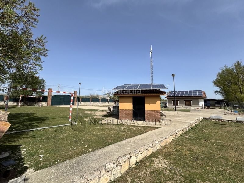 Foto 5336f50c-3b52-4d19-902f-4fd4b30551de. Casa amb calefacció aparcament a Los Vadillos - R. Sanitaria - Pozanos Burgos