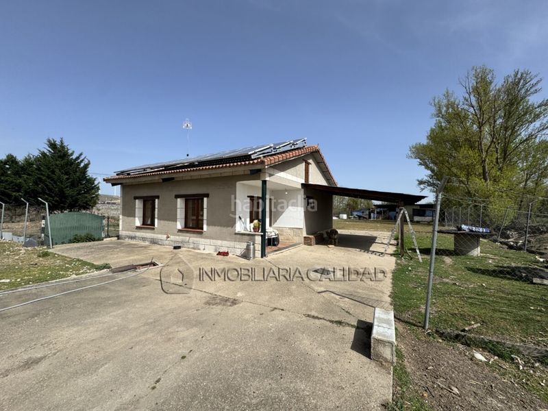 Foto dc32a65c-4368-4162-9f21-5dea838eaefa. Casa amb calefacció aparcament a Los Vadillos - R. Sanitaria - Pozanos Burgos