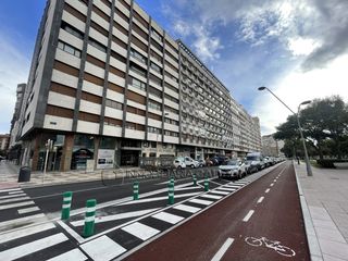 Miete Etagenwohnung in Reyes Católicos