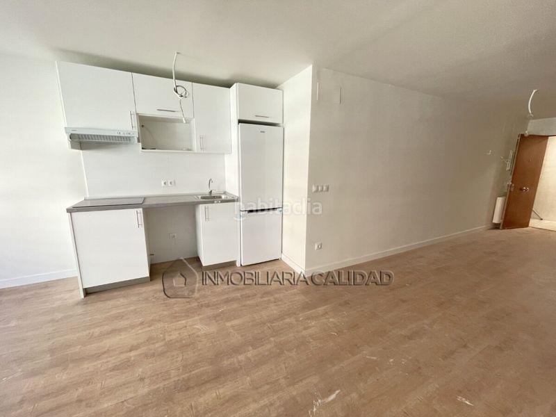 Foto e0cb1d3c-6050-47a7-93f1-987d6b0f26db. Piso en Gamonal - San Bruno - G9 Burgos
