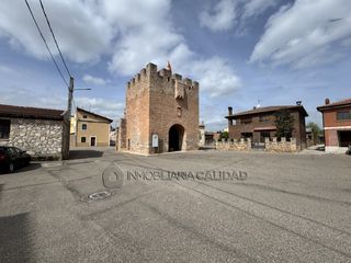 Casa in Santa María del Campo