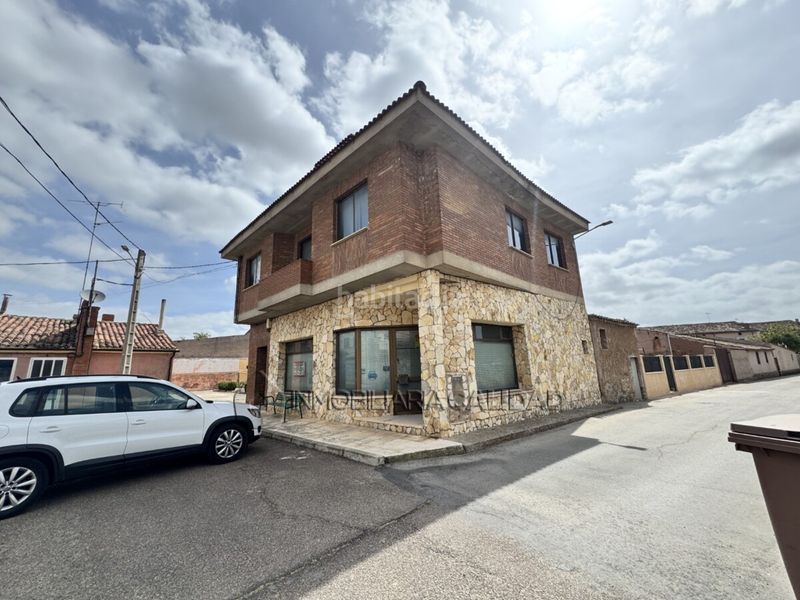 Foto bd8716bf-5a4b-42e3-9522-90b177811f16. Maison avec chauffage dans Santa María del Campo