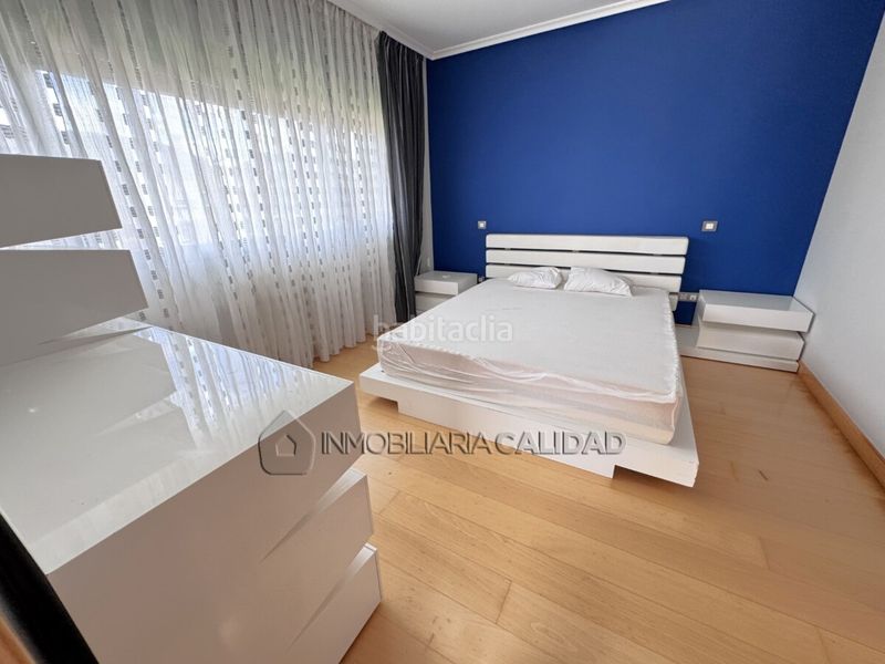 Foto 3f4ff0c7-5101-4847-bd32-d203c9e80f30. Casa amb calefacció aparcament piscina a Universidad - Las Huelgas Burgos