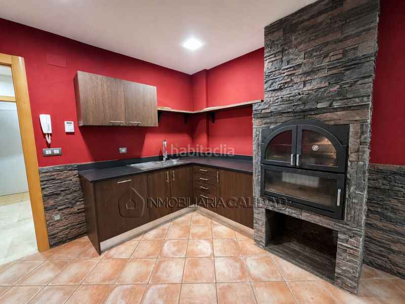 Foto 428daecb-a808-42b2-a973-a80892de60ac. Casa amb calefacció aparcament piscina a Universidad - Las Huelgas Burgos