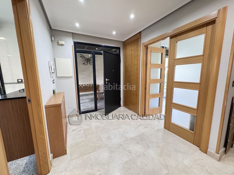 Foto c99423e9-a1d4-4bce-b9e3-b0cc8c732e86. Casa amb calefacció aparcament piscina a Universidad - Las Huelgas Burgos