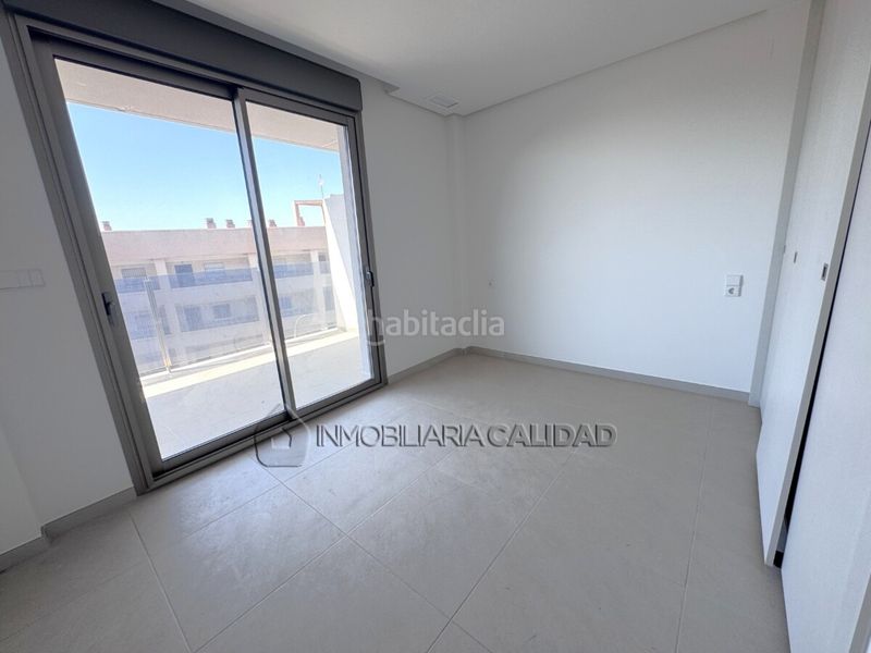 Foto 5a3ed94c-1a2f-42bf-97f5-cd89c94879a3. Piso en Playa Tamarit-Playa Lissa Santa Pola