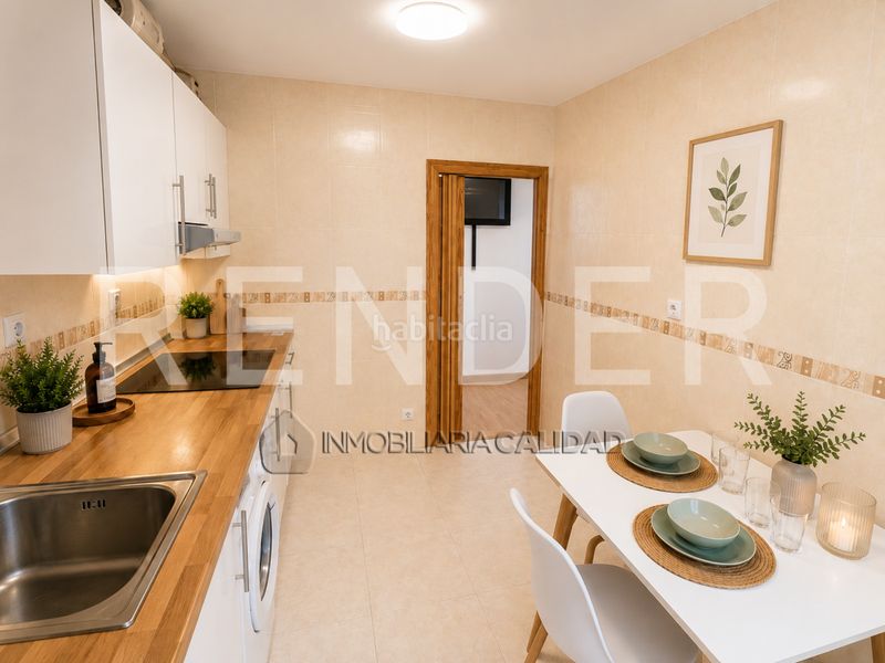 Foto d353db15-4658-4460-961b-125792a46254. Piso en San Julián - Barriada de Cortes Burgos