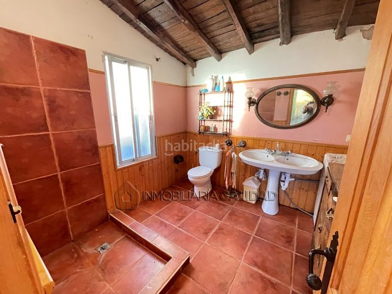 Foto c3151820-be6d-45c5-8f92-ce8c46927711. Casa amb calefacció a Universidad - Las Huelgas Burgos