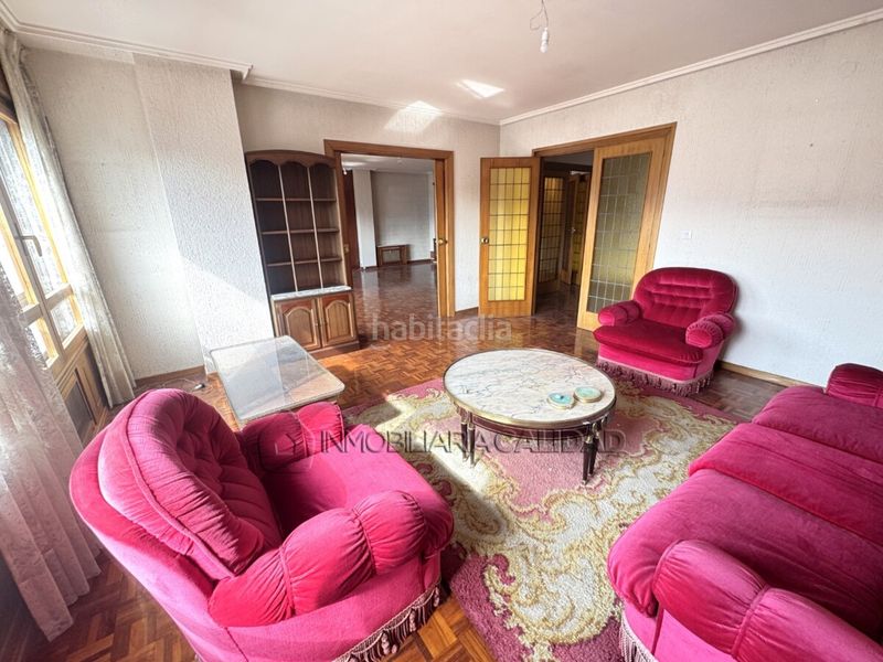 Foto bc248ead-553d-4df0-add0-a5d902255156. Piso en Los Vadillos - R. Sanitaria - Pozanos Burgos
