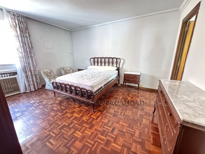Foto dd596133-be0e-4e4d-96fc-27114aa15c71. Piso en Los Vadillos - R. Sanitaria - Pozanos Burgos