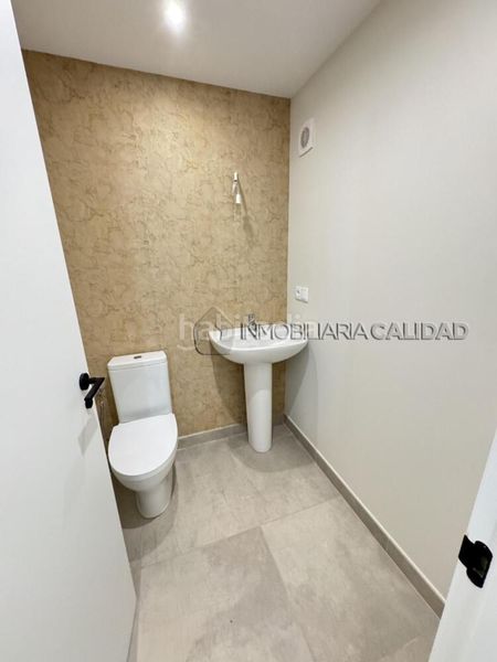 Foto dbdd479e-cbb8-4673-a95c-634cc75677b5. Casa amb calefacció aparcament a Albillos