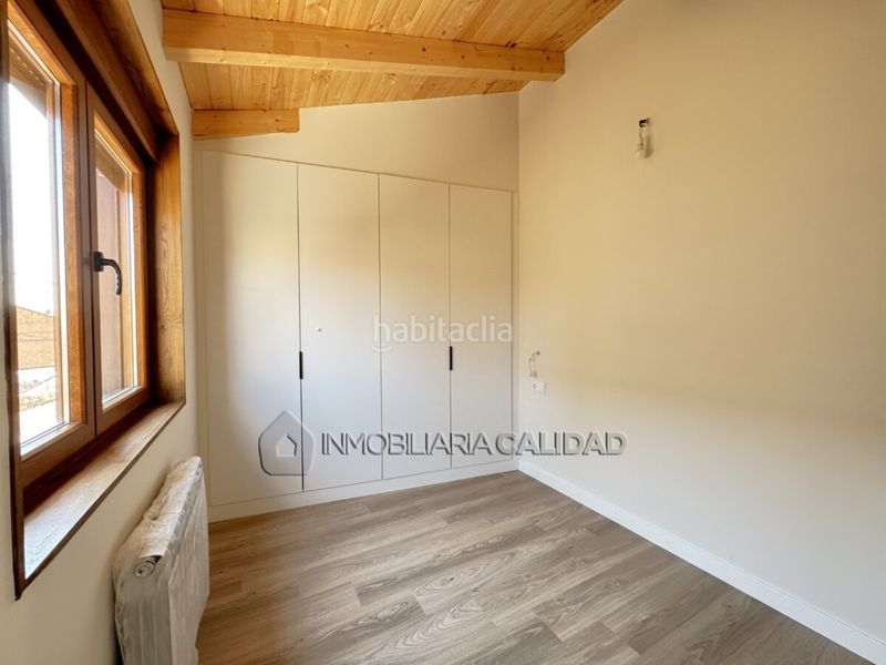 Foto f9cd0eba-e577-4f6b-bb91-d52358c12f13. Casa amb calefacció aparcament a Albillos