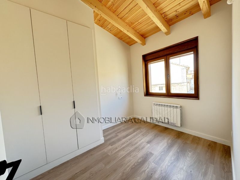 Foto 91b57498-8127-4d84-b8f4-fd39d9367b37. Casa amb calefacció aparcament a Albillos