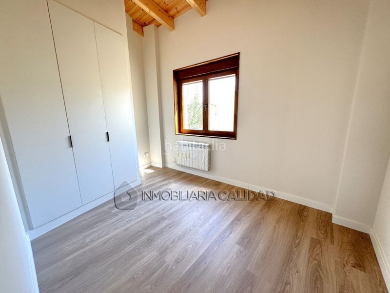 Foto b2114b99-beed-4d84-88be-c64beae4b6e4. Casa amb calefacció aparcament a Albillos