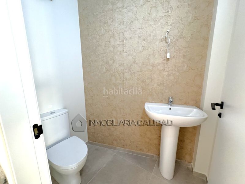 Foto d6a04272-1c09-4f44-a28b-f0d95c978ae9. Casa amb calefacció aparcament a Albillos