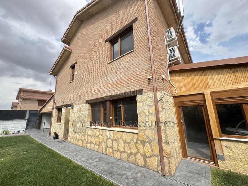 Foto d1089b2c-2e12-4a47-90bd-711cdb1c1cf9. Casa amb calefacció aparcament a Cogollos