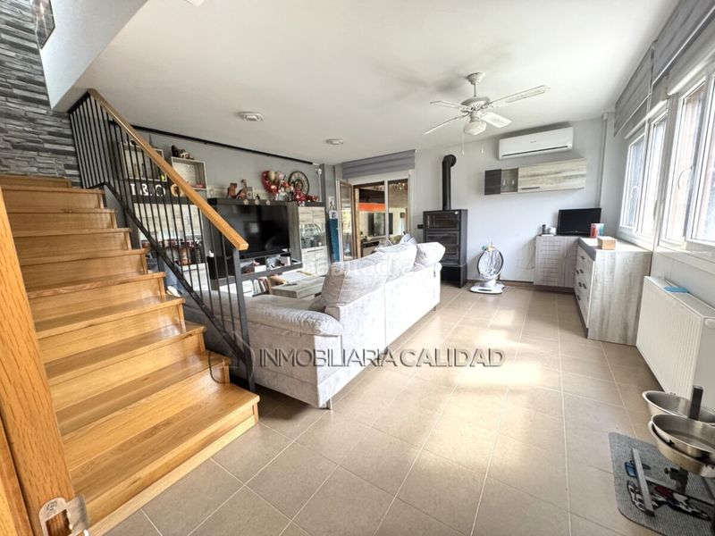 Foto eb1eebb2-4273-41a6-be5a-a25131721d06. Casa amb calefacció aparcament a Cogollos