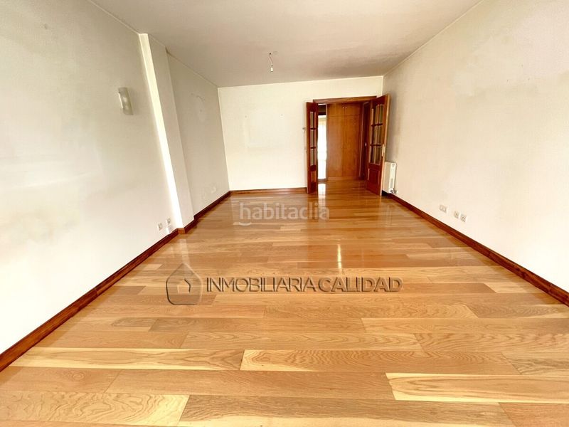 Foto 77d06bfd-38d7-43f3-b39a-0ac3ee17528f. Lloguer pis amb calefacció aparcament a Los Vadillos - R. Sanitaria - Pozanos Burgos