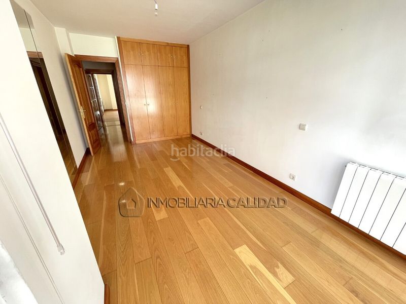 Foto fe0fc28a-4d89-4ffd-91a4-154e6e7d43b1. Lloguer pis amb calefacció aparcament a Los Vadillos - R. Sanitaria - Pozanos Burgos