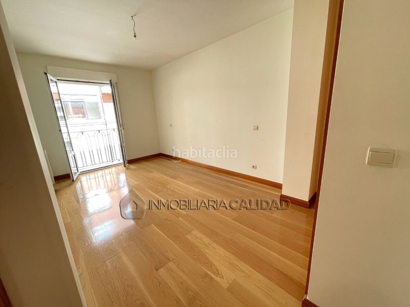 Foto fe21c688-52bd-41af-8d1c-437632609069. Lloguer pis amb calefacció aparcament a Los Vadillos - R. Sanitaria - Pozanos Burgos