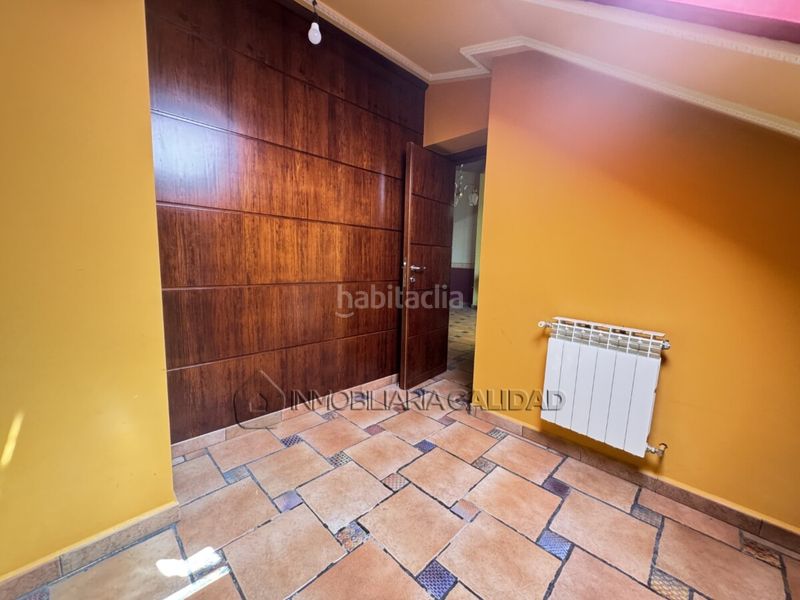 Foto 0985c3a6-8118-49c7-b241-2e3a57ef6555. Casa amb calefacció aparcament a Villimar - V1 - V2 - S3 - S4 - San Cristobal Burgos
