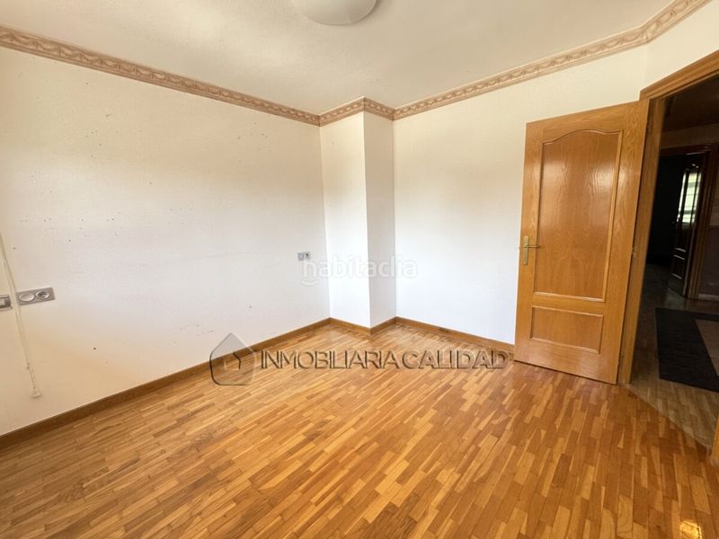 Foto 5a753cc5-6132-44ca-a866-8cb1748c1a28. Casa amb calefacció aparcament a Villimar - V1 - V2 - S3 - S4 - San Cristobal Burgos