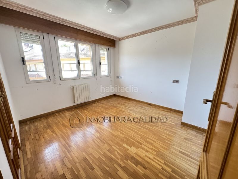 Foto f9bc41c2-b899-4612-a432-cd52360f4eed. Casa amb calefacció aparcament a Villimar - V1 - V2 - S3 - S4 - San Cristobal Burgos