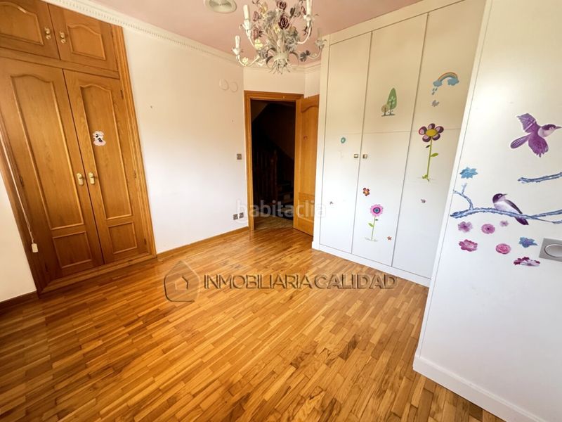Foto fb68e9d4-0832-4928-8cfc-ebc54819cf52. Casa amb calefacció aparcament a Villimar - V1 - V2 - S3 - S4 - San Cristobal Burgos