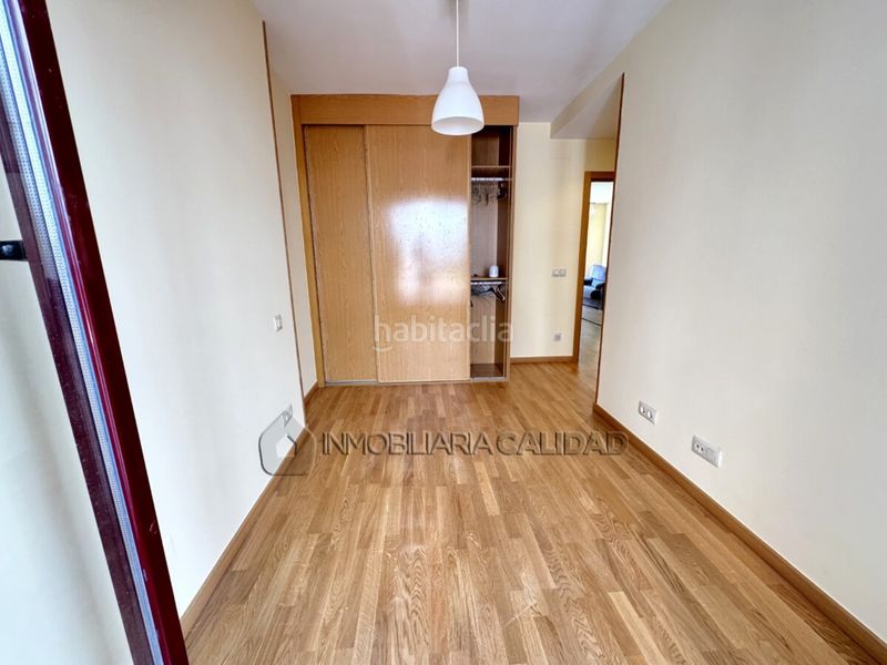 Foto c8d8a922-80f9-4b79-8f42-e961e1f7c3d3. Pis amb calefacció aparcament a San Pedro y San Felices Burgos