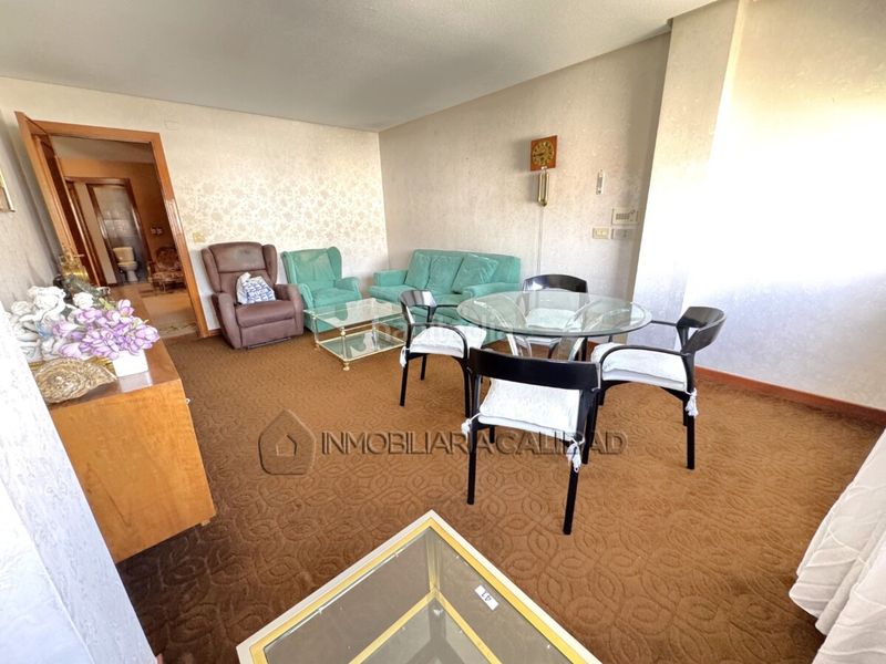 Foto f0351fd8-f000-446c-8e0b-e588d0f36d7b. Flat with heating parking in Reyes Católicos Burgos
