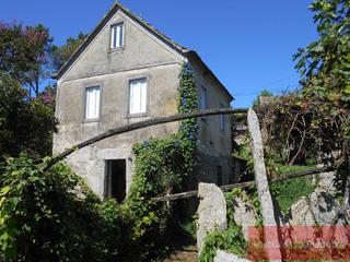 Casa  Ra de galicia. Salvaterra de mio/casa