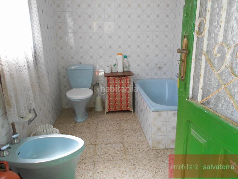 Foto 0cc63fb5-0677-47c0-8428-48fd9e76b11c. Casa a Covelo (O)