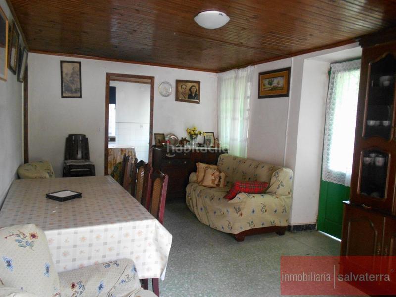 Foto 3dbc2a52-4455-49c3-b2ea-8ecd2eec3785. Casa a Covelo (O)