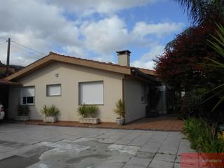 Haus in Arbo. Arbocasa
