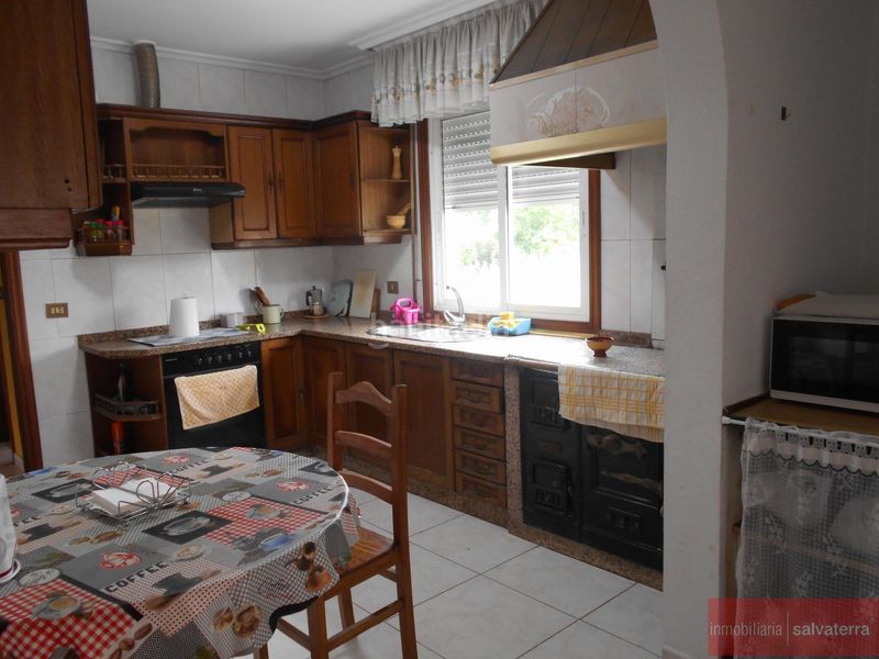Foto 8da4e4c5-4b3d-48d9-b932-6ab1c39b55c9. Casa a curras a Salvaterra de Miño