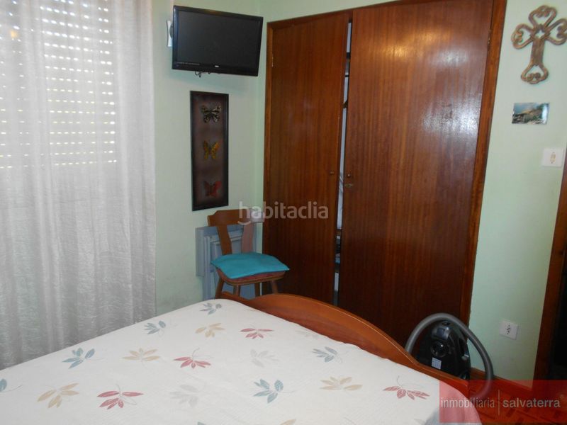 Foto bbddb18f-481e-4a79-85b7-92627051cf74. Casa amb calefacció aparcament a Neves (As)