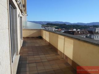 Location Attique à Salvaterra de Miño. Salvaterra de miñoatico