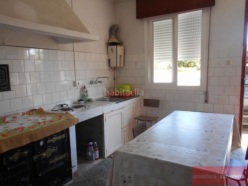 Foto c423c20d-73cf-4321-92ad-0a5cdd3cef25. Casa amb calefacció aparcament a Neves (As)