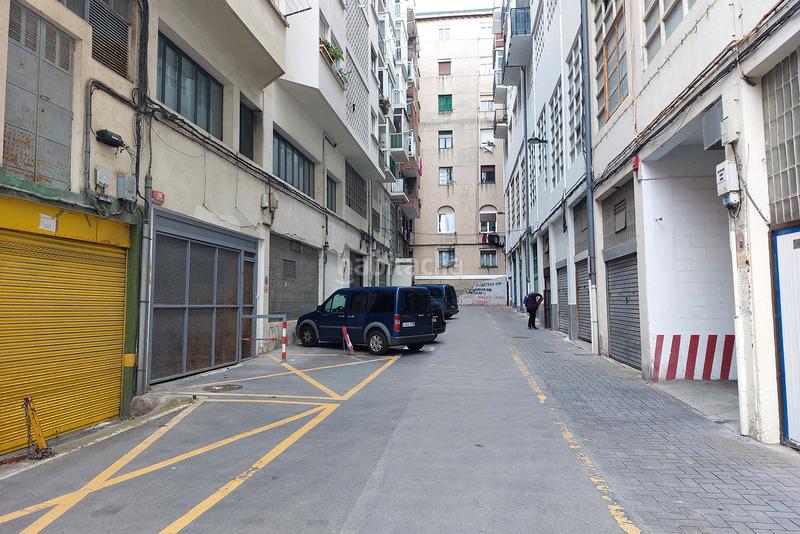 Foto 93db0be4-3086-40a5-86bc-fc9525a706bb. Parking voiture dans calle virgen del carmen 30 dans Donostia - San Sebastián