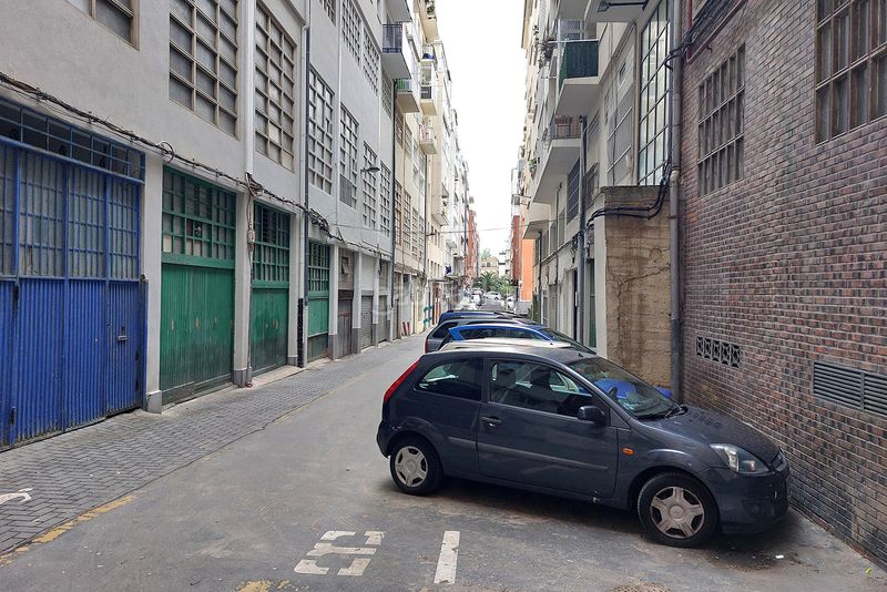 Foto a56561bb-1fbb-414e-99ec-8db7a4afd67e. Parking coche en calle virgen del carmen 30 plaza de garaje en Egia, virgen del carmen, en venta para motos en Donostia - San Sebastián