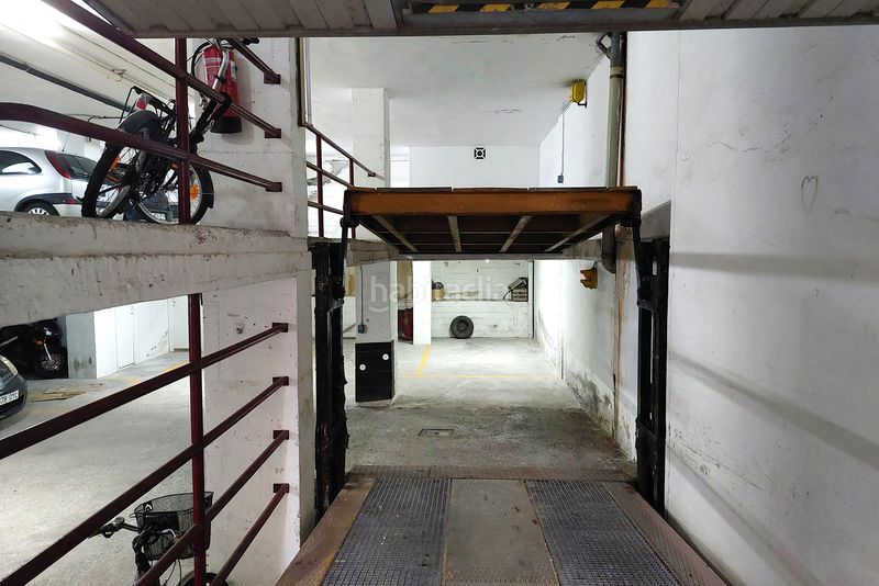 Foto c99d41a9-34b5-492a-9ea3-7a392d808fce. Parking coche en calle virgen del carmen 30 plaza de garaje en Egia, virgen del carmen, en venta para motos en Donostia - San Sebastián