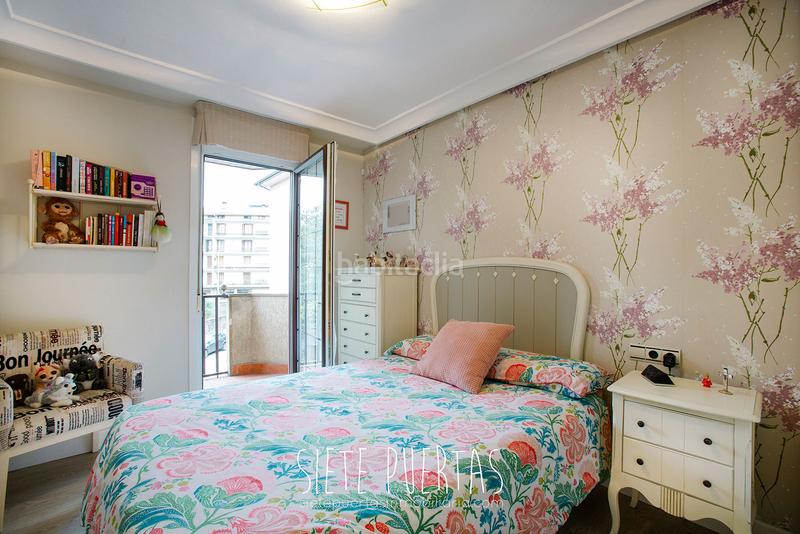 Foto b2df709f-cdfe-4f6c-8c92-5709098a0e54. Piso vivienda en el centro , en kalebarria. 4 habitaciones exteriores con acceso a terraza/balcón, dos baños completos, ascenso en Oñati