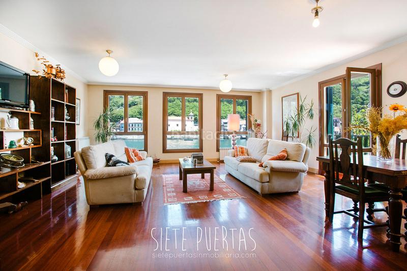 Foto 1398e1bc-4308-4555-b64d-4c85fd378b65. Casa a schiera con riscaldamento parcheggio in Pasaia