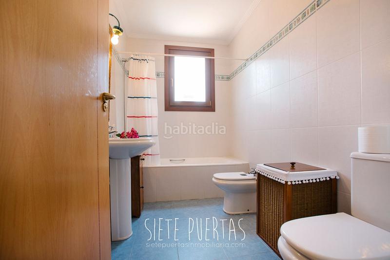 Foto 2df322c1-21c8-4ef0-ad7b-e2b1ec33d83c. Casa a schiera con riscaldamento parcheggio in Pasaia