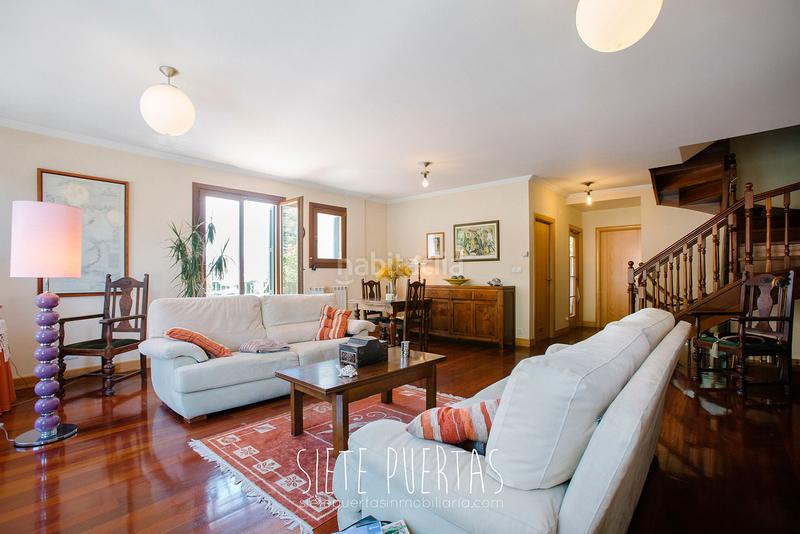 Foto 34aa5762-7554-4d46-936a-d70f72bf6561. Casa a schiera con riscaldamento parcheggio in Pasaia