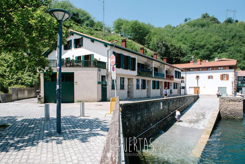 Foto 75980f4c-6756-4645-9c5a-fc4725a2b17a. Casa a schiera con riscaldamento parcheggio in Pasaia