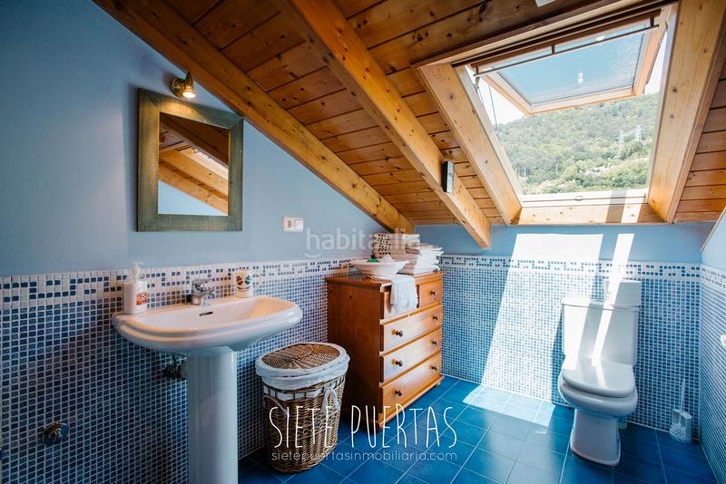 Foto 7af114f4-a353-40fd-9b0f-c7a143452aa3. Casa a schiera con riscaldamento parcheggio in Pasaia